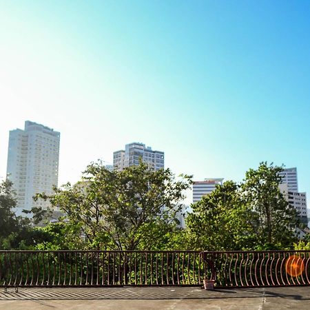 Kiwi Hotel Cebu Екстериор снимка