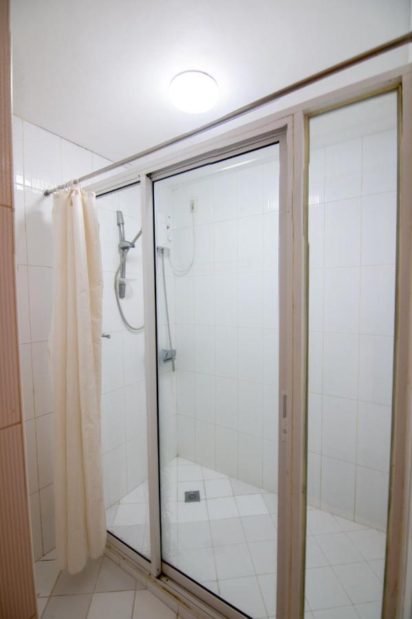Kiwi Hotel Cebu Екстериор снимка
