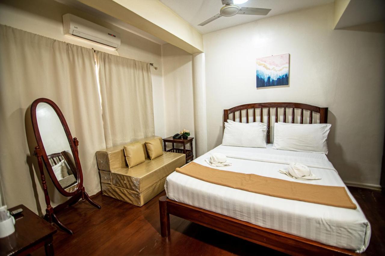 Kiwi Hotel Cebu Екстериор снимка