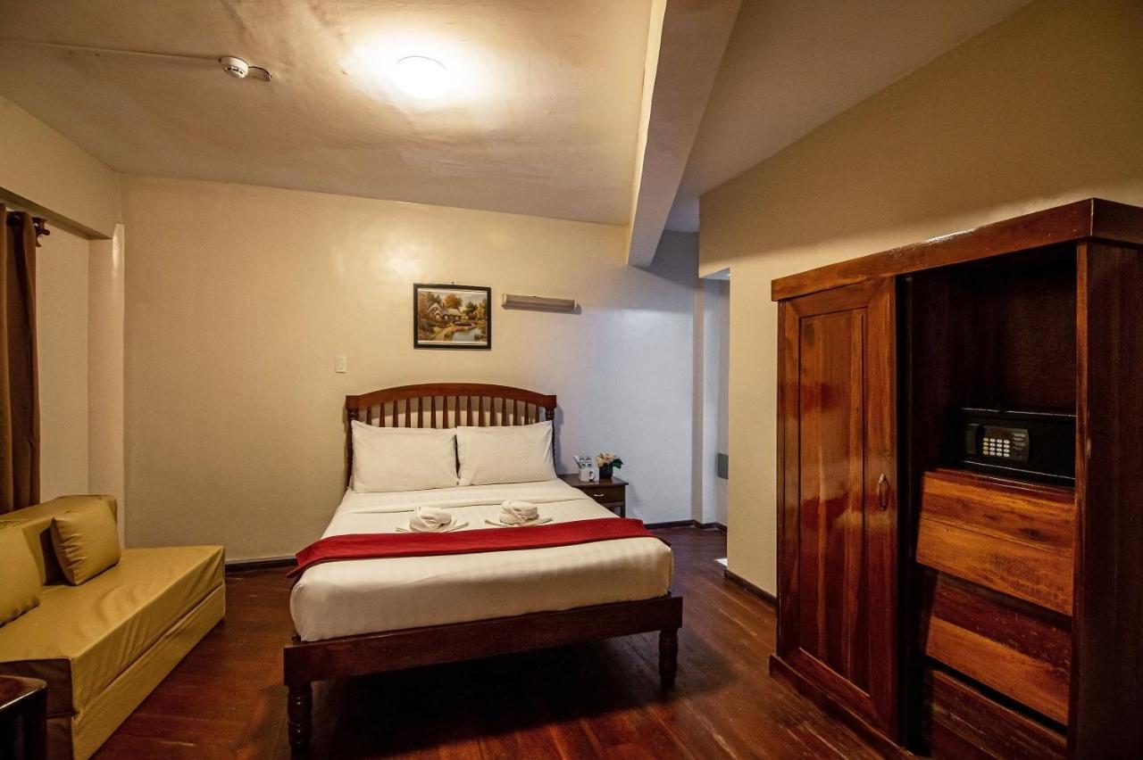 Kiwi Hotel Cebu Екстериор снимка