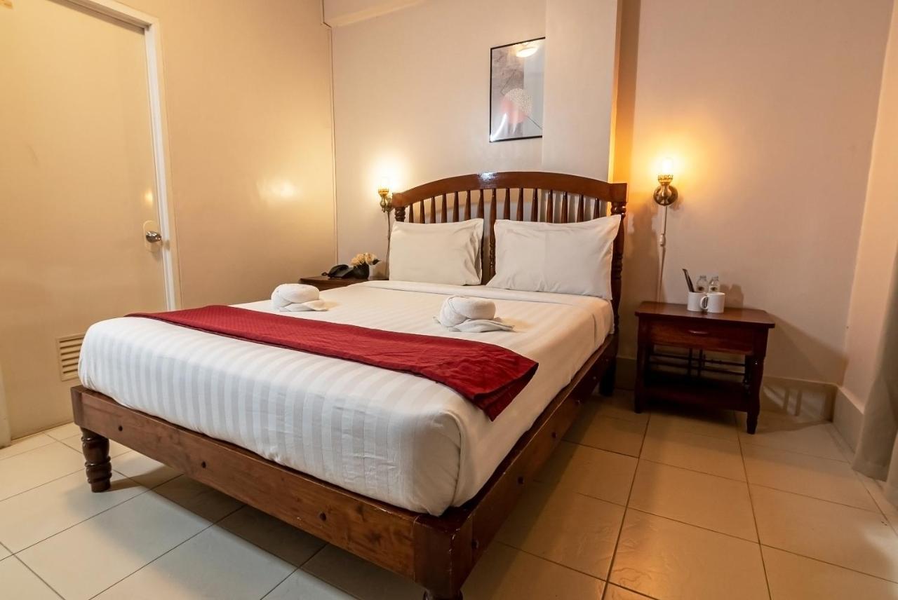 Kiwi Hotel Cebu Екстериор снимка
