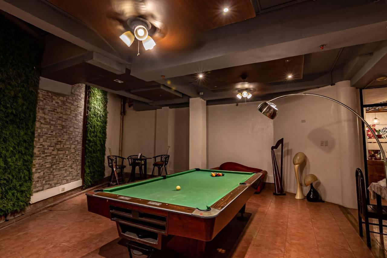 Kiwi Hotel Cebu Екстериор снимка