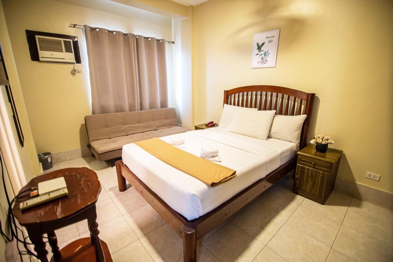 Kiwi Hotel Cebu Екстериор снимка