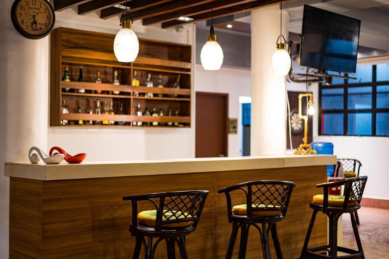 Kiwi Hotel Cebu Екстериор снимка