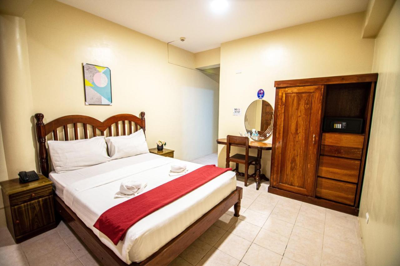 Kiwi Hotel Cebu Екстериор снимка