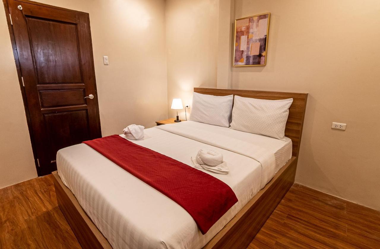 Kiwi Hotel Cebu Екстериор снимка