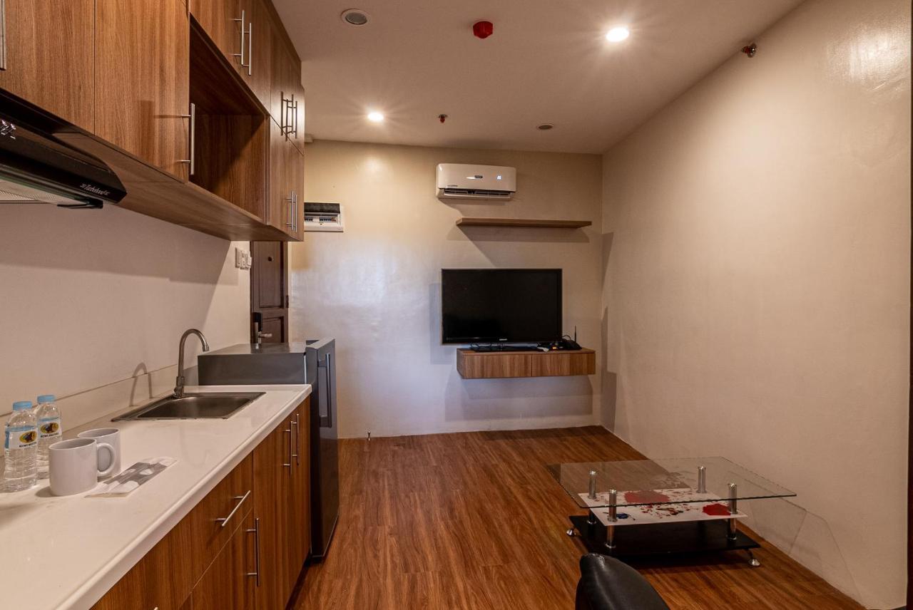 Kiwi Hotel Cebu Екстериор снимка