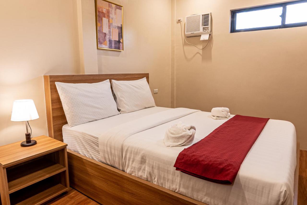 Kiwi Hotel Cebu Екстериор снимка