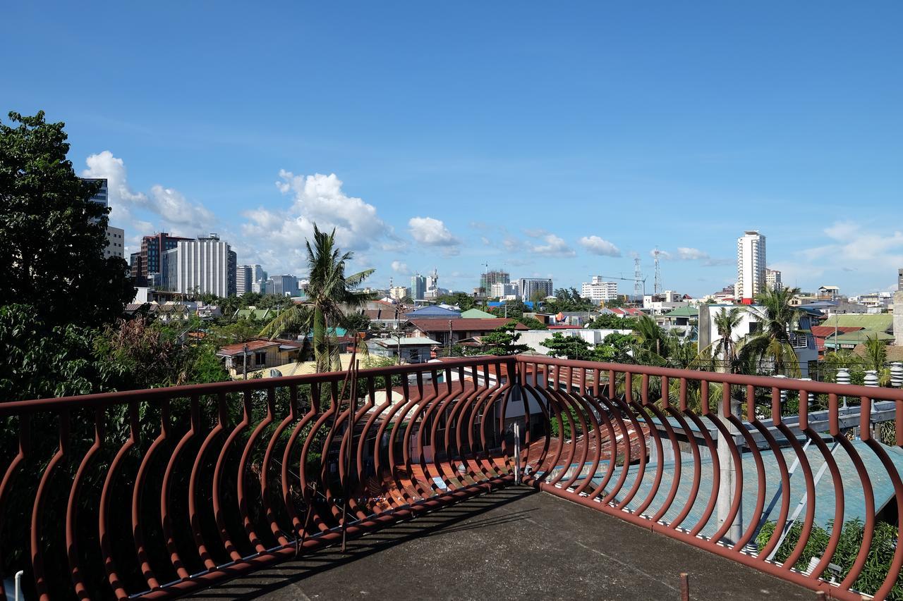 Kiwi Hotel Cebu Екстериор снимка